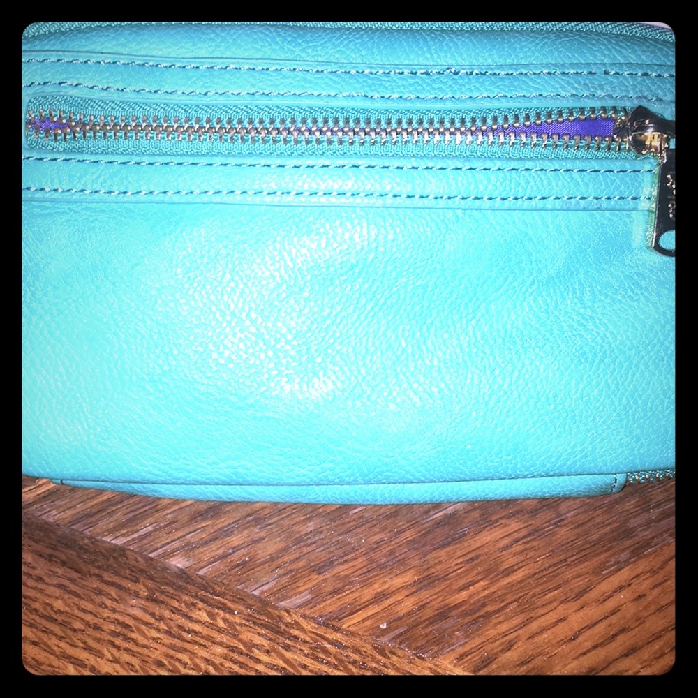 A water green wallet 💗💗